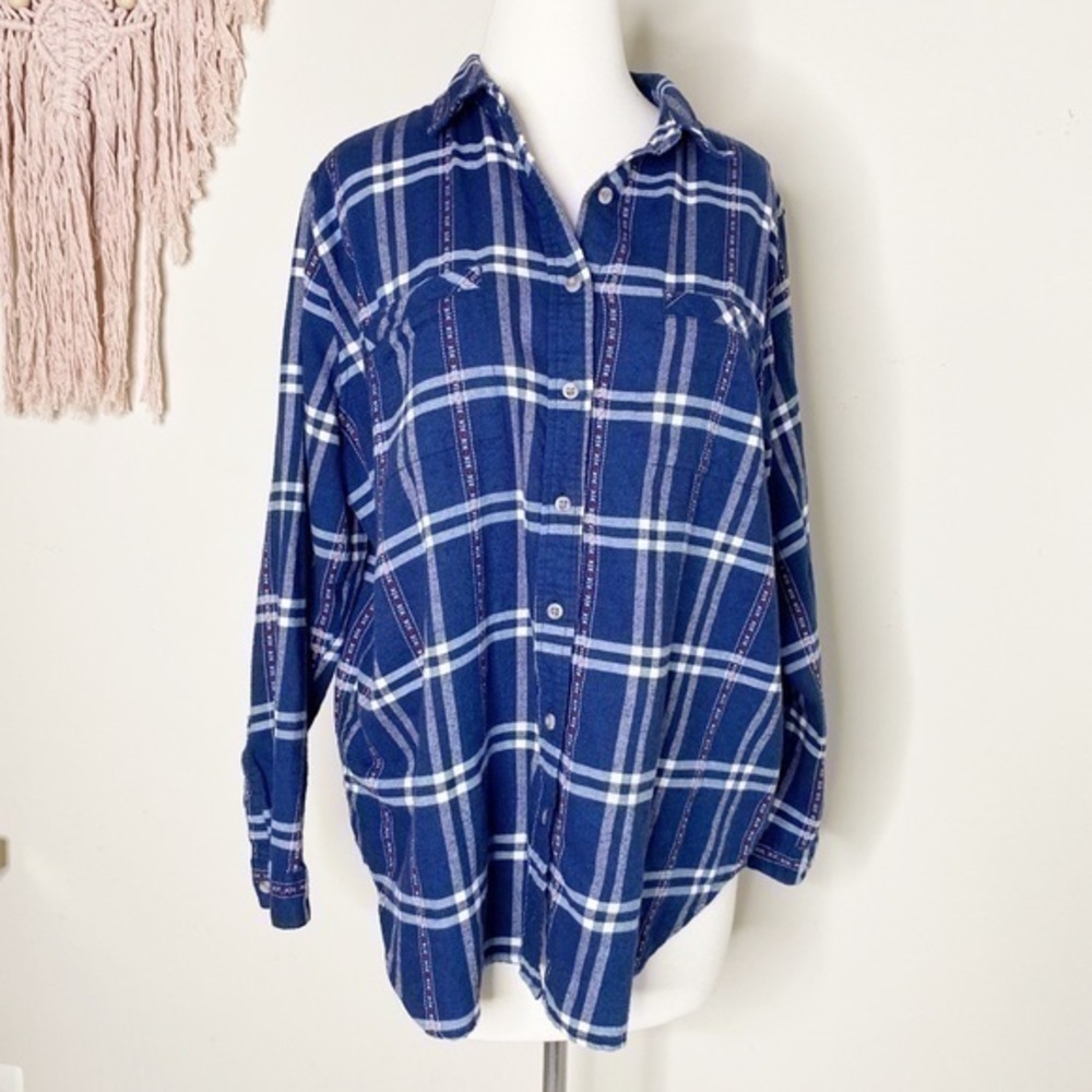 BDG flannel button down shirt size M